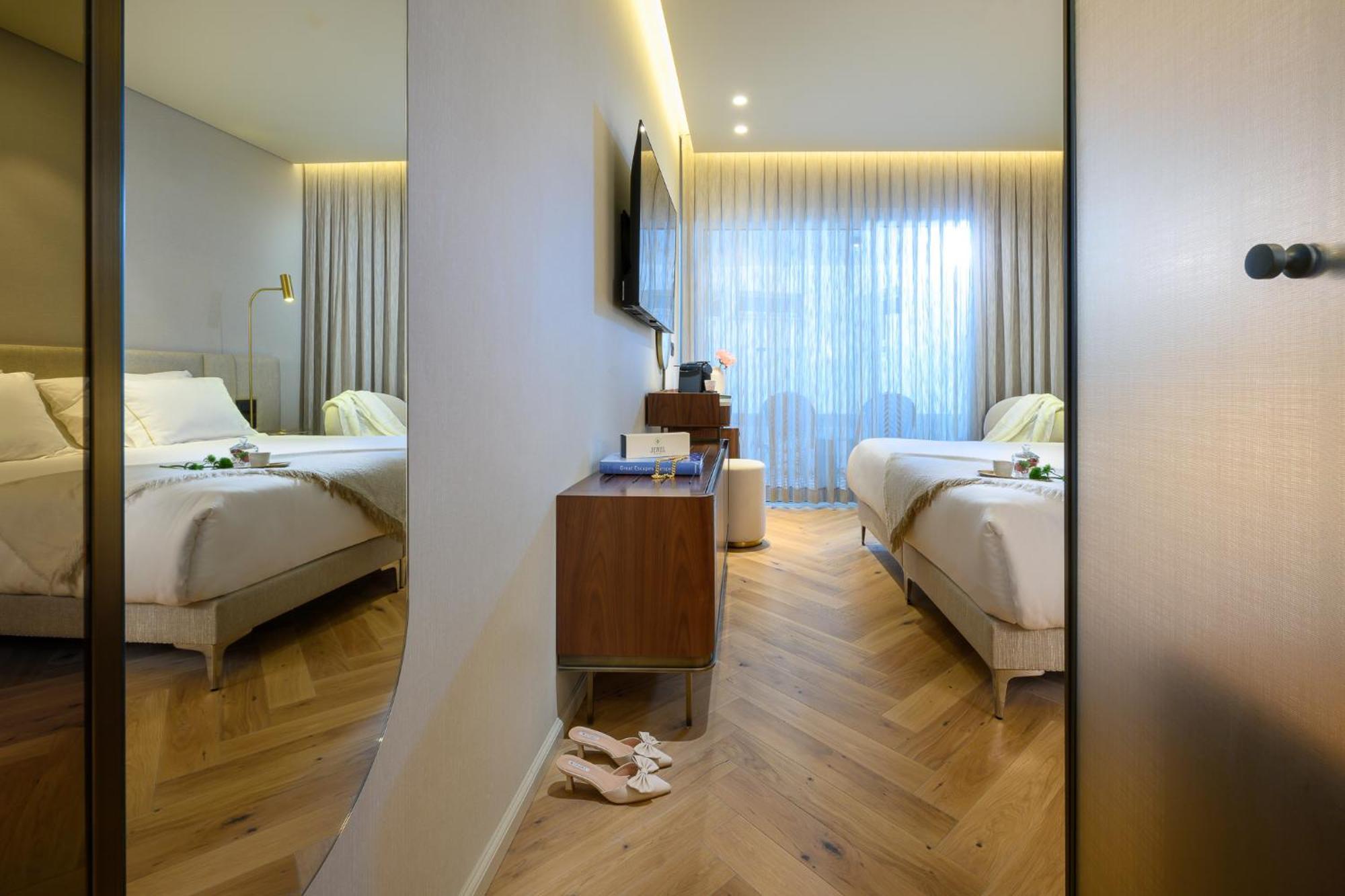 Jewel Tlv Hotel Тел Авив Екстериор снимка