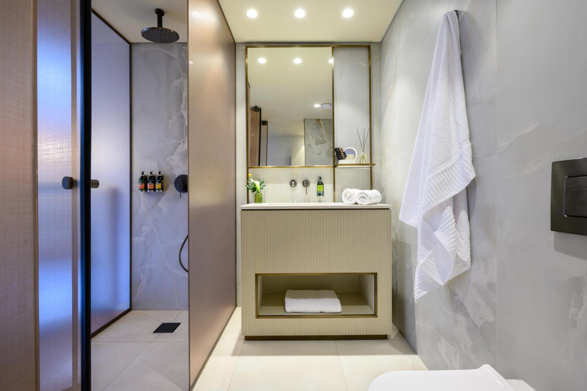 Jewel Tlv Hotel Тел Авив Екстериор снимка