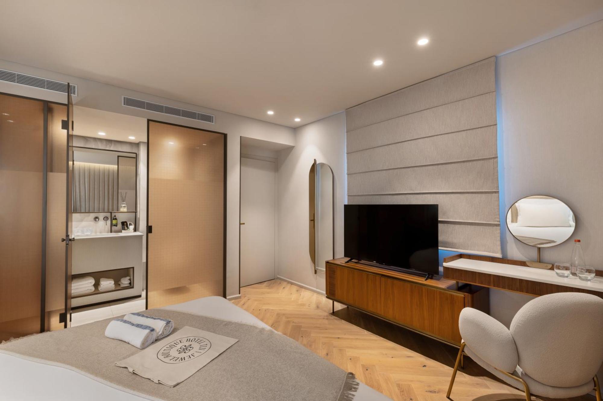 Jewel Tlv Hotel Тел Авив Екстериор снимка