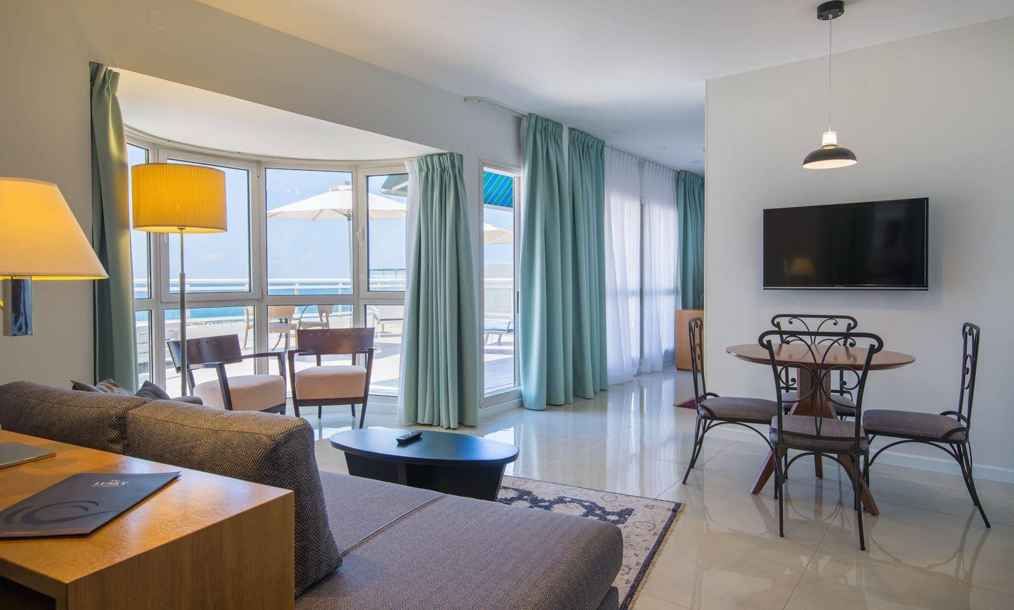 Jewel Tlv Hotel Тел Авив Екстериор снимка